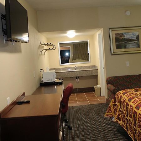American Inn & Suites Paris Dış mekan fotoğraf