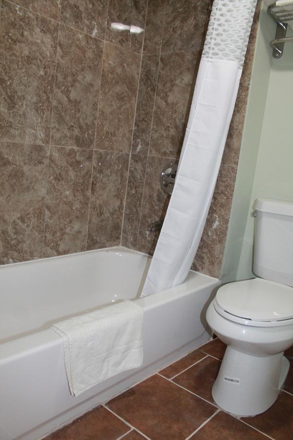 American Inn & Suites Paris Dış mekan fotoğraf